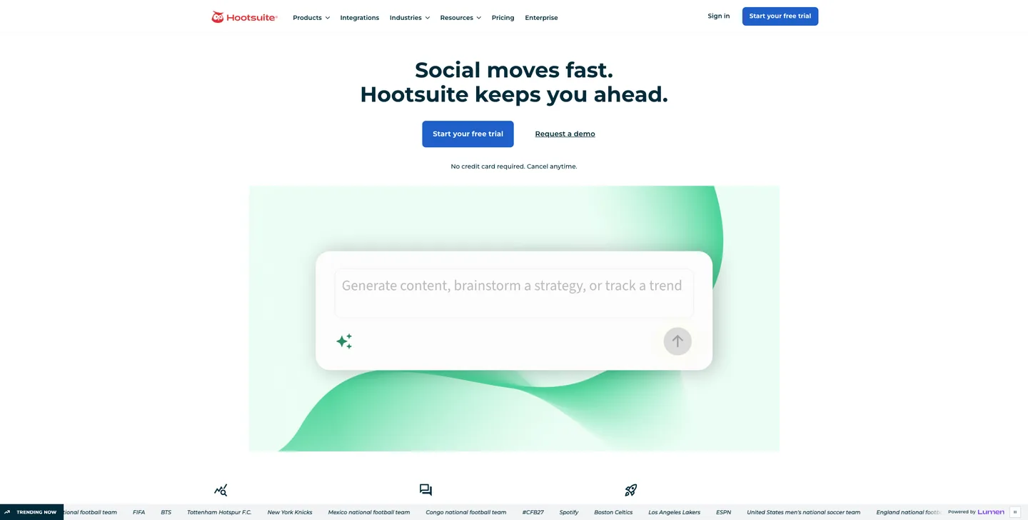 Hootsuite unified dashboard showing broad network coverage and bulk scheduling